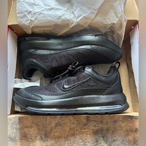 Black Nike Airmax AP